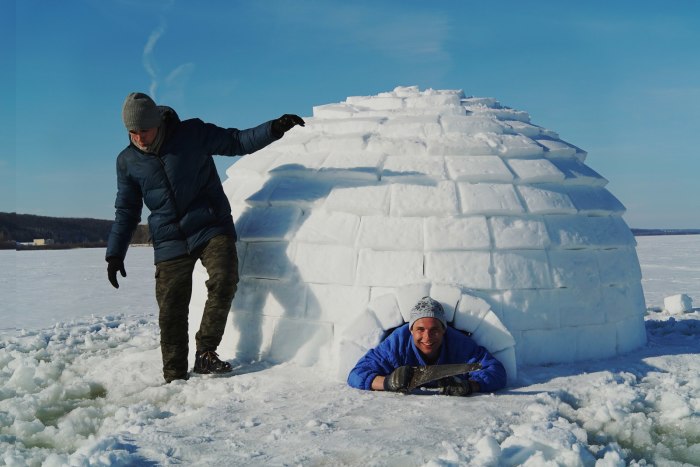 дом из снега 